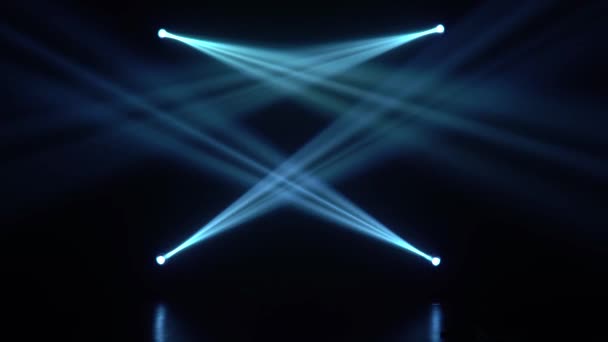 Синий свет от прожекторов — стоковое видео