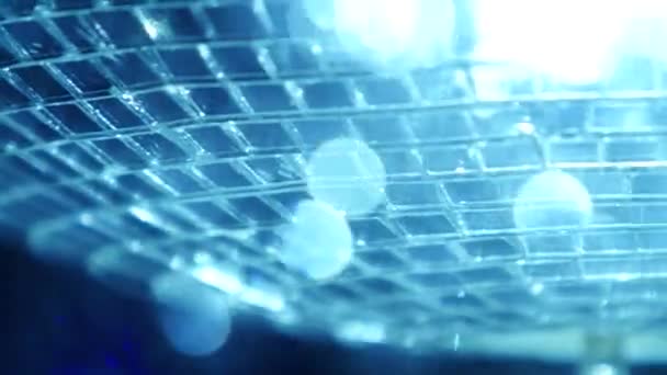 Зеркально-синий диско-шар — стоковое видео