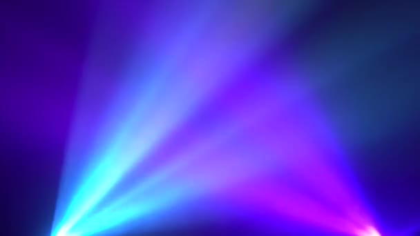 Proyector de escenario con láser Rayos azules y humo — Vídeos de Stock