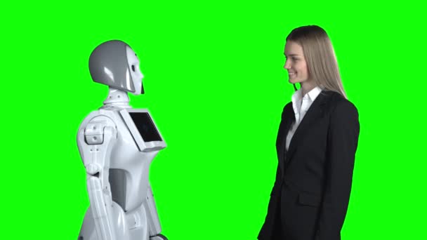 La mano de una mujer y una mano robot dan cinco. Pantalla verde — Vídeo de stock