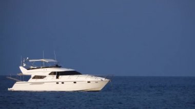 Deniz powerboat tekne