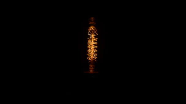 Edison ampoule est allumée au ralenti — Video