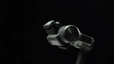 Steadicam gimbal stabilizatör eylem akıllı telefonda yeşil ekran ile.