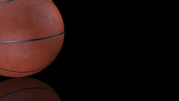 3D-Animation, Basketballball dreht sich auf Spiegeloberfläche. — Stockvideo