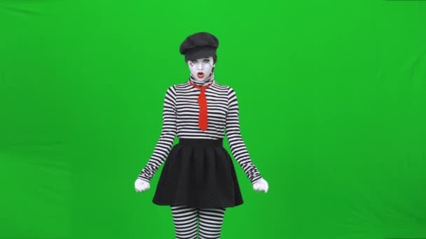 Mime girl is doing exercises with two dumbbells. Chroma key. — Stock Video