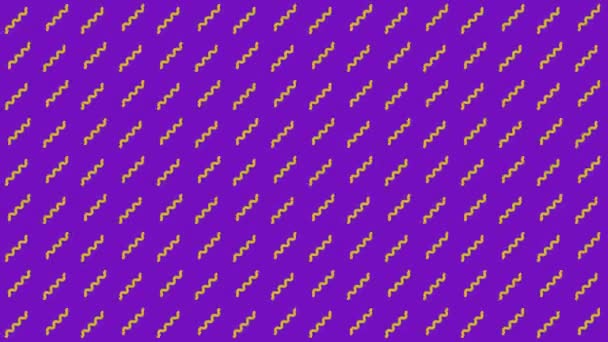 Animation gelbe geschwungene Wellenlinien, die sich diagonal auf einem violetten Hintergrund bewegen. — Stockvideo