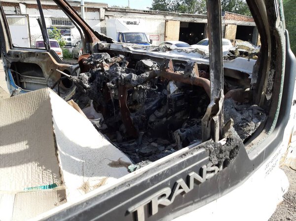 пассажирский микроавтобус Ford проезд после пожара без возможности восстановления
