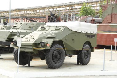 Müze ve sergi kompleksi Verkhnyaya Pyshma 'da açık havada askeri zırhlı araçlar ve otomotiv ekipmanları