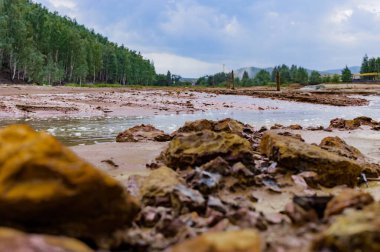 Havaya ve radyasyon kimyasal atık nehirlerine kimyasal salınımlardan sonra çevresel dışlama bölgesi