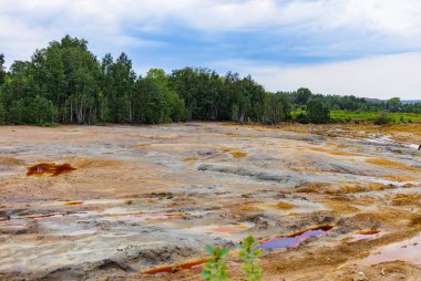 Havaya ve radyasyon kimyasal atık nehirlerine kimyasal salınımlardan sonra çevresel dışlama bölgesi