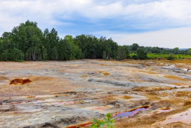 Havaya ve radyasyon kimyasal atık nehirlerine kimyasal salınımlardan sonra çevresel dışlama bölgesi