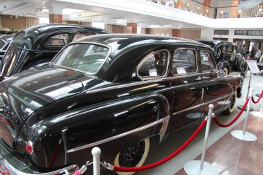 Müze ve sergi kompleksi Verkhnyaya Pyshma 'da motosiklet ve otomotiv ekipmanları