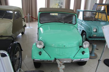 Müze ve sergi kompleksi Verkhnyaya Pyshma 'da motosiklet ve otomotiv ekipmanları