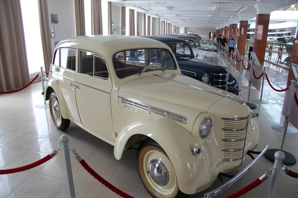 Verkhnyaya Pyshma摩托车和汽车设备博物馆和展览综合体 — 图库照片