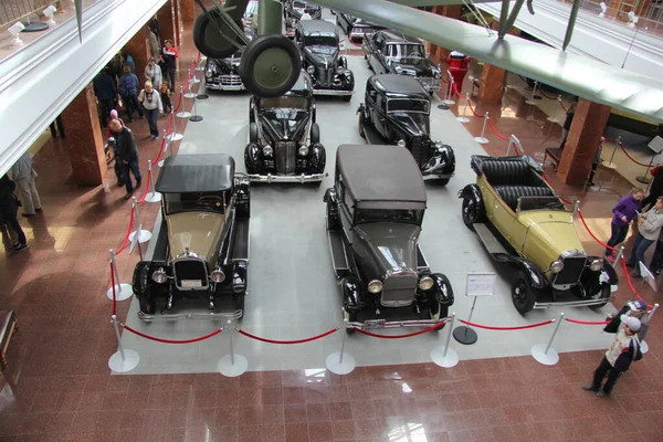 Muzeum Kompleks Wystawienniczy Motocykli Sprzętu Samochodowego Verkhnyaya Pyshma — Zdjęcie stockowe
