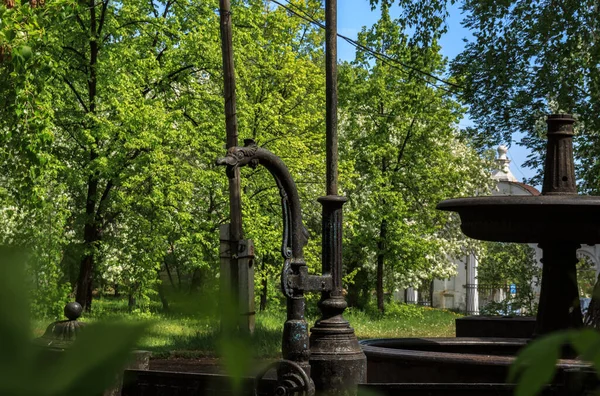 Forschungsspaziergang Mit Historikern Durch Die Stadt Kyshtym Baudenkmäler Ihre Zerstörung — Stockfoto