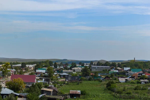 Исследовательская Прогулка Историками Городу Верхнеуральску Осмотра Архитектурных Памятников Разрушения Реставрации — стоковое фото