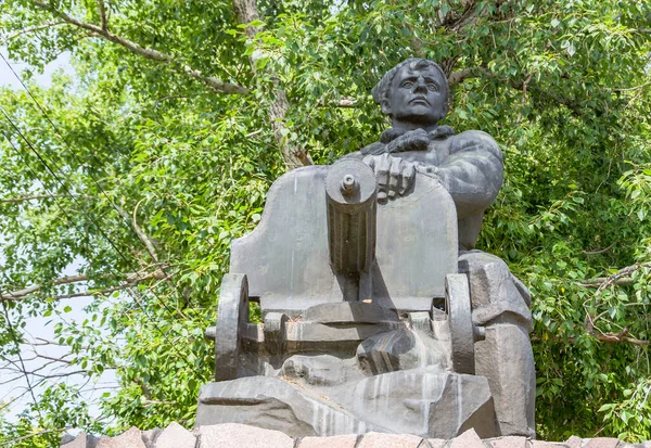 Caminata Investigación Con Los Historiadores Ciudad Verkhneuralsk Para Inspeccionar Monumentos — Foto de Stock