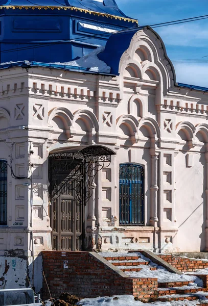 Passeio Pesquisa Com Historiadores Cidade Troitsk Para Ver Monumentos Arquitetônicos — Fotografia de Stock