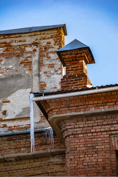 Forschungsspaziergang Mit Historikern Der Stadt Troitsk Architekturdenkmäler Ihre Zerstörung Und — Stockfoto