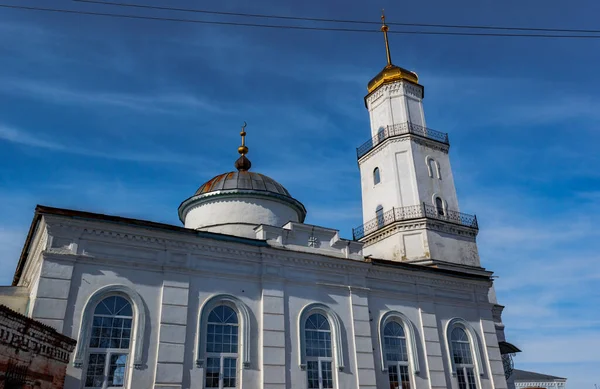 Исследование Прогулки Историками Городе Троицке Увидеть Архитектурные Памятники Разрушения Реставрации — стоковое фото