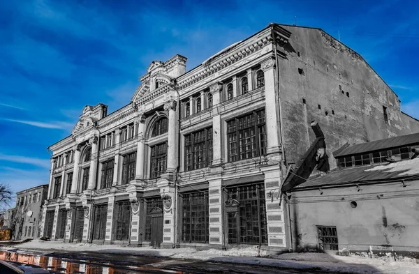 Passeio Pesquisa Com Historiadores Cidade Troitsk Para Ver Monumentos Arquitetônicos — Fotografia de Stock