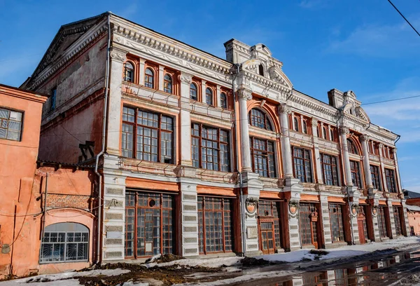 Promenade Recherche Avec Les Historiens Dans Ville Troitsk Pour Voir — Photo