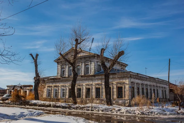 Promenade Recherche Avec Les Historiens Dans Ville Troitsk Pour Voir — Photo