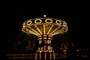 Tataristan 'da tarihi yürüyüş, Kazan yazın bulutlu gökyüzünün arka planına karşı.