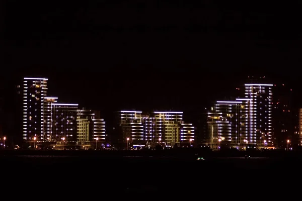Tataristan 'da tarihi yürüyüş, Kazan yazın bulutlu gökyüzünün arka planına karşı.