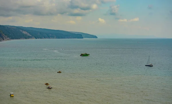 Deniz Kıyısındaki Kadife Mevsiminde Tatil Bulanık Odak — Stok fotoğraf