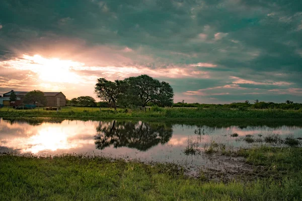 Paisaje Mgico Paisaje Jado Lago — стоковое фото