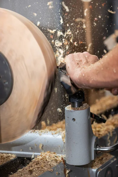 Rotating Piece Wood Fyling Sawdust While Making Bowl — Stock Photo, Image