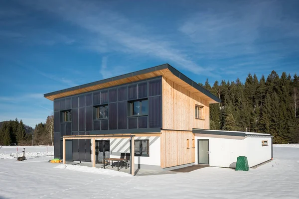 Ecological Sun Solar House Made Wood Winter — Stock Photo, Image