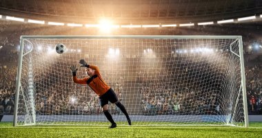 Kaleci profesyonel futbol stadyumu bir atlama bir hedefi kaydetmek çalışıyor. Stadyum ve kalabalık 3d yapılır.