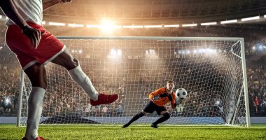 Futbolcu kaleci bir profesyonel futbol stadyumu savunur iken bir gol çalışıyor. Stadyum ve kalabalık 3d yapılır.