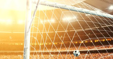 Fotoğraf güneş parlar süre profesyonel futbol stadyumu bir hedef haline uçar top. Stadyum ve kalabalık 3d yapılır.