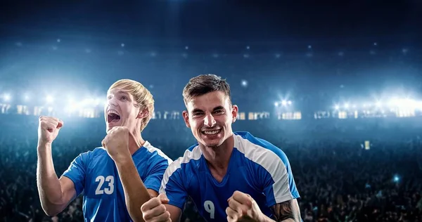Glückliche Fußballer Feiern Einen Sieg Fußballstadion — Stockfoto