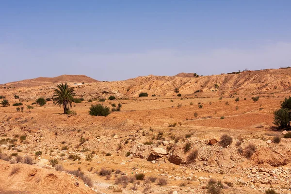 Montagne Intorno Matmata Tunisia Strada Sassosa Cielo Blu — Foto Stock