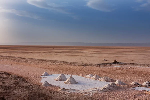 Сухое Солёное Озеро Чотт Эль Джерид Тунисе Пустыня Вокруг Озера — стоковое фото