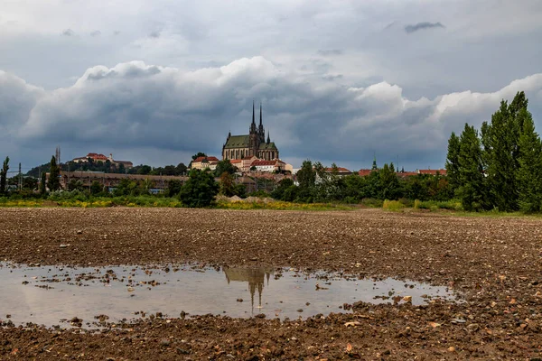 Погляд Домінантну Особливість Міста Брно Чеській Республіці Європі Замок Спілберк — стокове фото