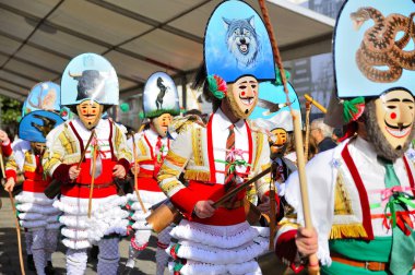 Karakol-İspanya, 4-Şubat-2018 karnaval yağmuruna Galicia İspanya biri en eski dünya