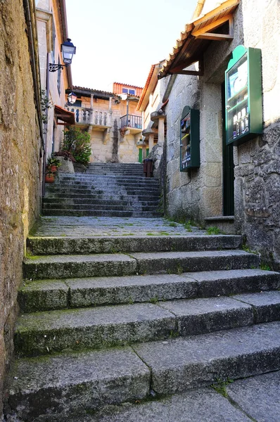 Combarro Galicia İspanya da en güzel olarak kabul edilir bir balıkçı köyü bulunan Galiçya