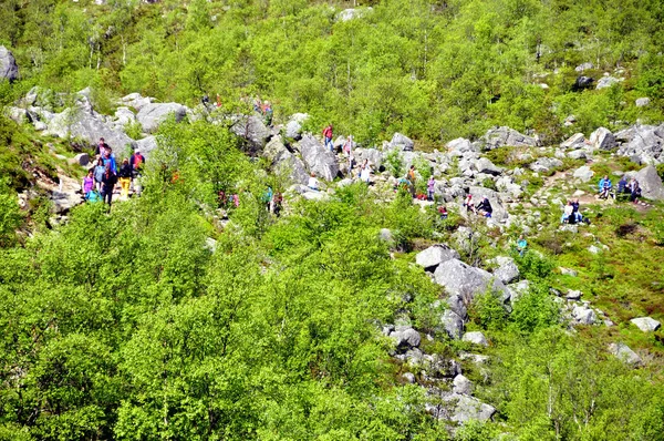 Lysefjord Norway June 2017 Tourists Visiting Called Pulpit Norway Preikestolen — Stock Photo, Image
