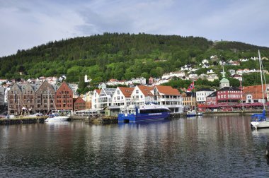 Bergen, Norveç-Haziran 6, Norveç Hansa ilçe m, adera ve renklerini bir dünya mirası alanı olarak mimarisi için göze çarpan 2017