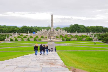 Oslo-Norveç, Haziran 06-2017 Vigeland Park veya heykel parkı heykeltıraş vigeland 1926 ve 1942 yılları arasında inşa