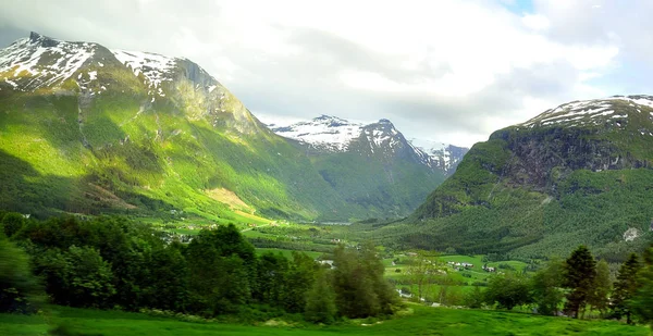 Вид Маршрут Відомий Макаді Поїзда Норвегії — стокове фото
