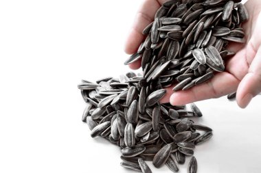 Kurumuş ayçiçeği çekirdeği yığını