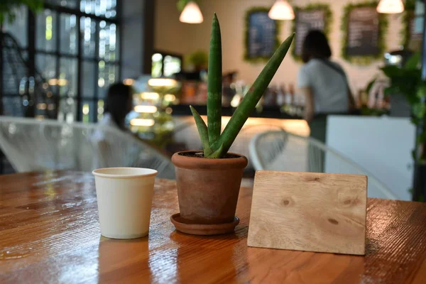 Coffee shop interior and atmosphere.