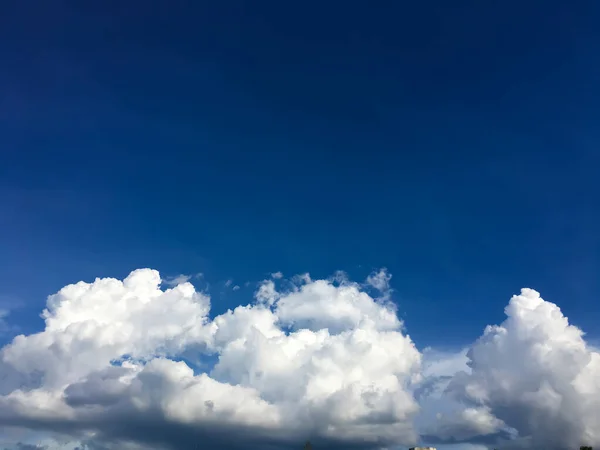 Clouds Blue Sky Sunny Day — Stock Photo, Image
